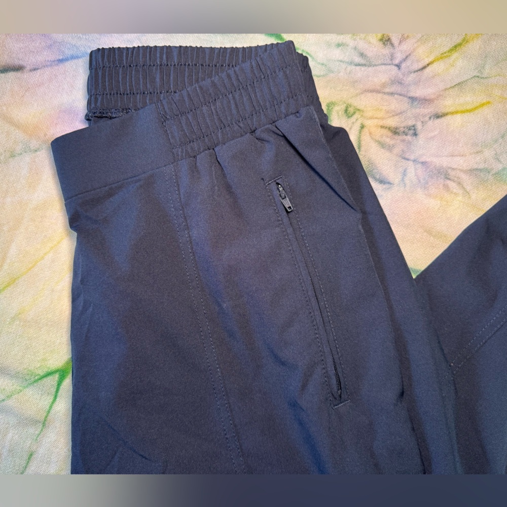 Old Navy StretchTech Activewear pull on Joggers Navy Blue Size Medium - Picture 4 of 7